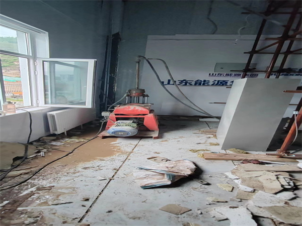 临武地基基础下沉墙体裂缝加固注浆顶升施工